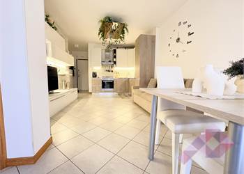 MARCON,  recente trilocale